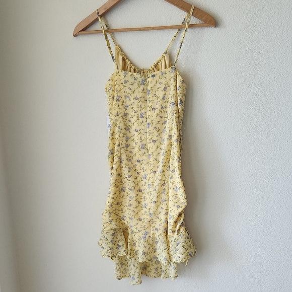 Forever 21 Yellow Ditsy Floral Mini Dress side ruching ruffle hem cami Sz S NWT - Picture 6 of 15
